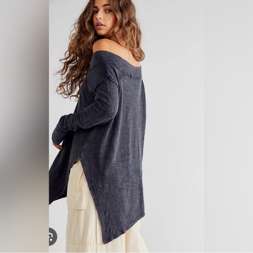 FREE PEOPLE To The Right Off Shoulder Top - Picture 2 of 11